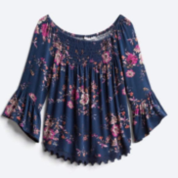 luq julliet crochet knit top